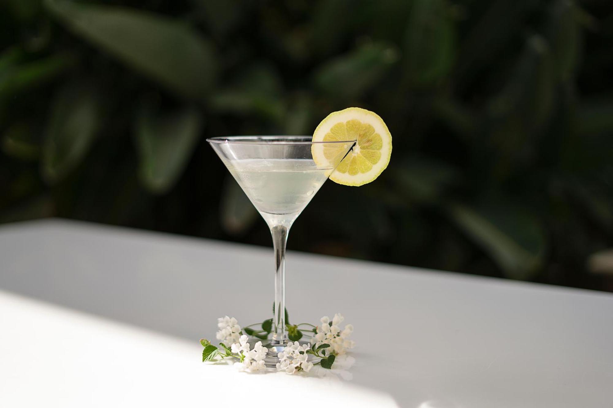 Villa Athena Resort Agrigento Zewnętrze zdjęcie A lemon drop martini